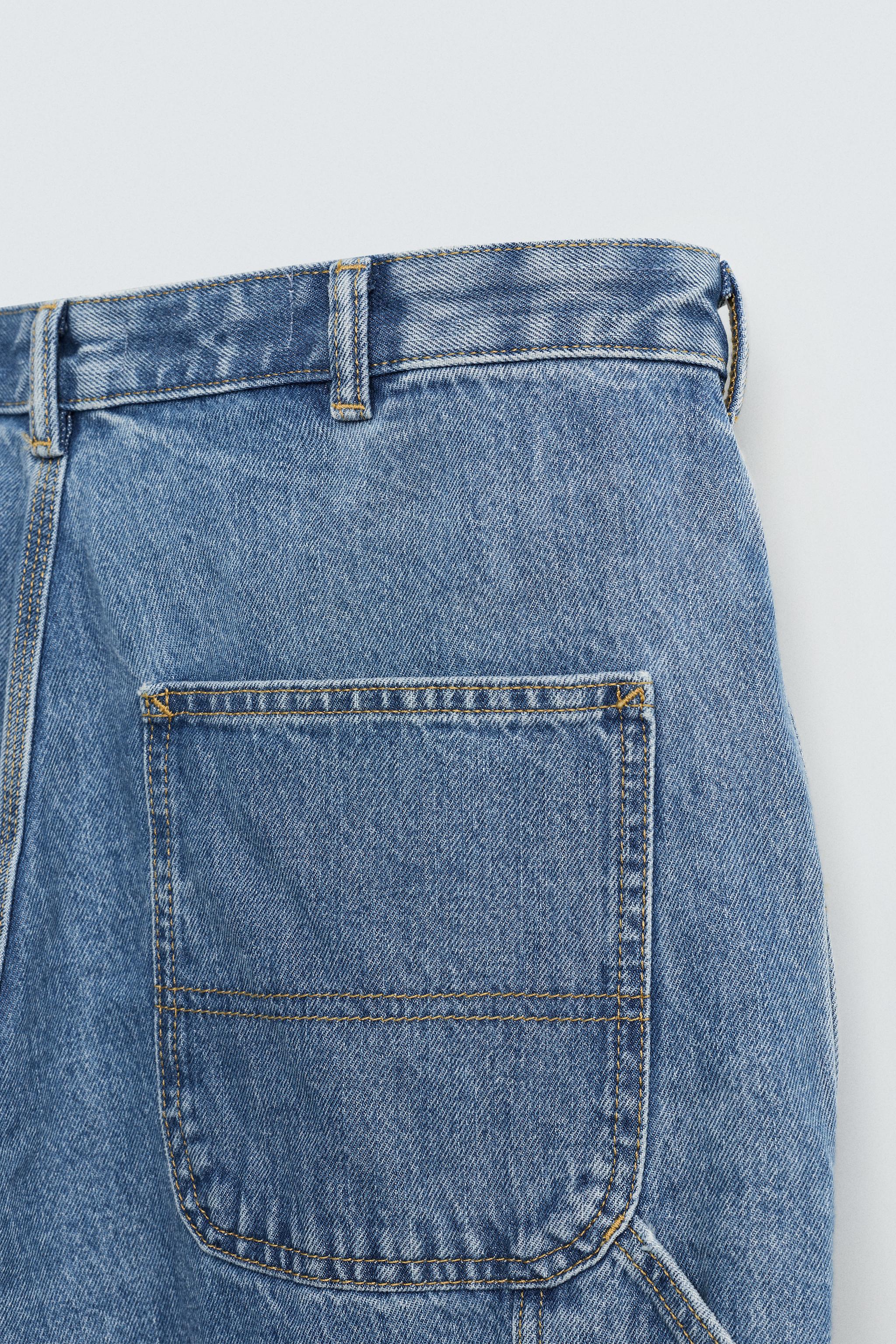 BERMUDA EN DENIM AVEC POCHE DE CHARPENTIER